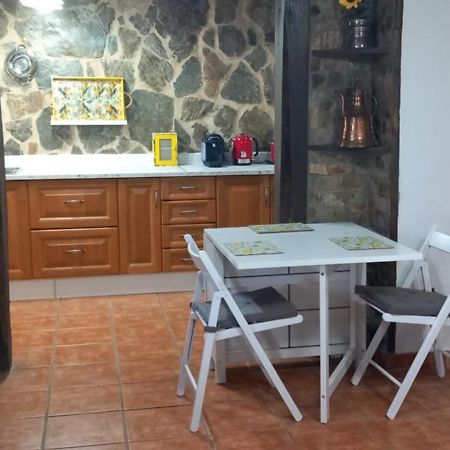 Casa Del Limonero Apartment Guaro Ngoại thất bức ảnh
