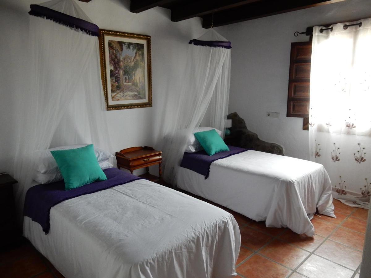 Casa Del Limonero Apartment Guaro Ngoại thất bức ảnh